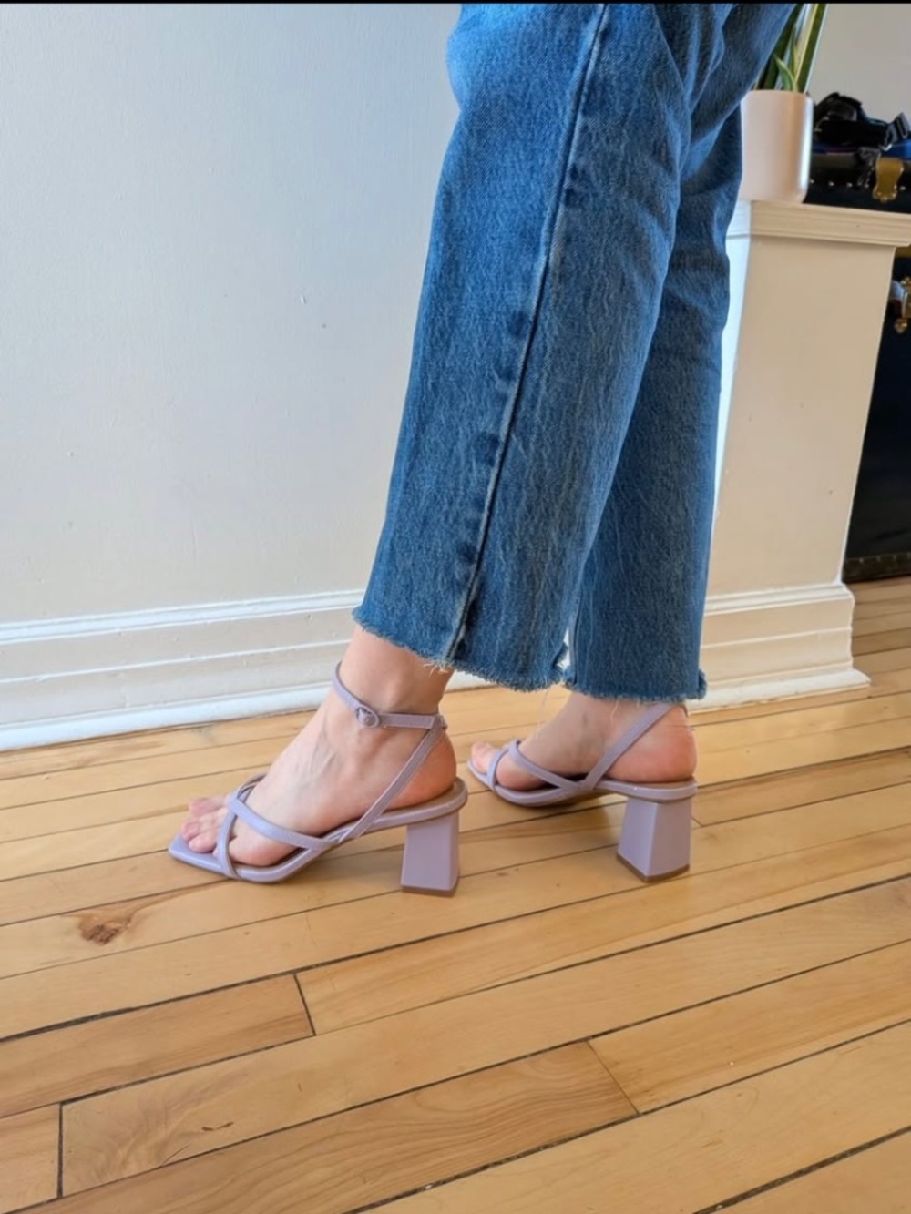 Heeled sandals - Call it Spring - Picture 2 of 4